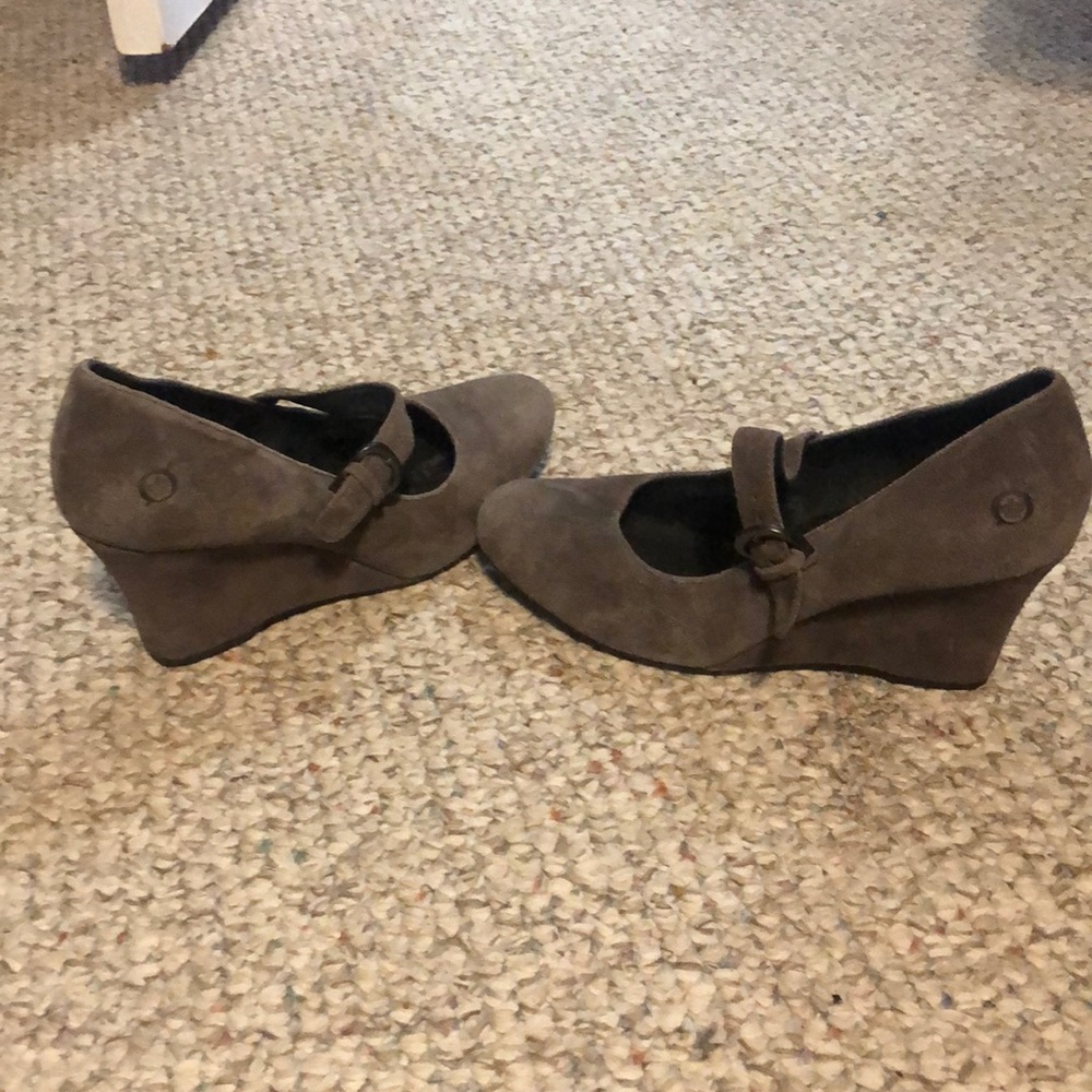 Born Mary Jane Wedges